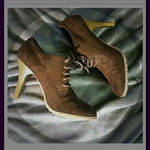 American eagle stiletto ankle booties